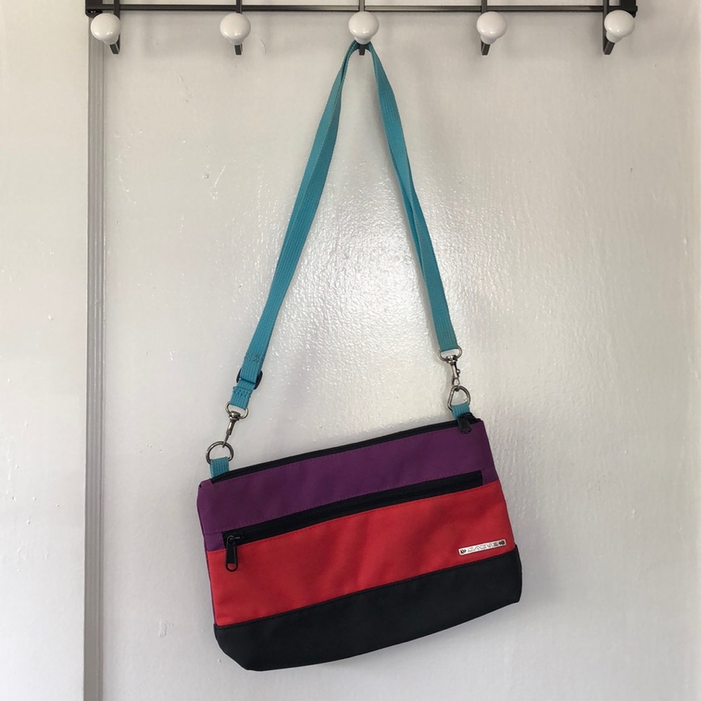 Dakine Purse